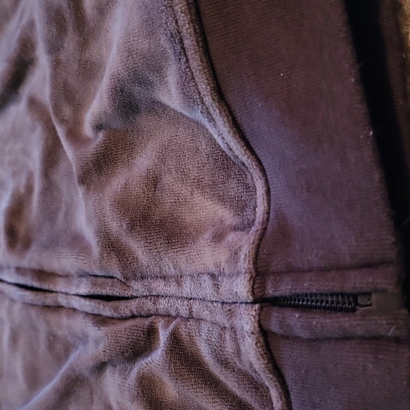 2 PC Puma outfit - Picture 9 of 15